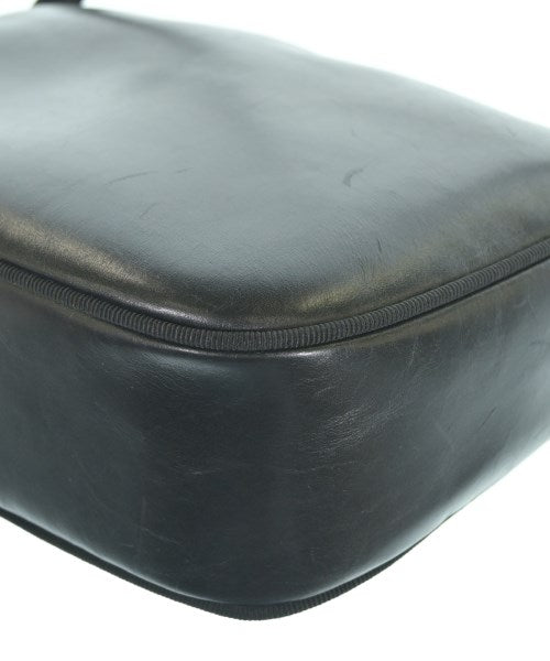 Salvatore Ferragamo กระเป๋าสะพาย