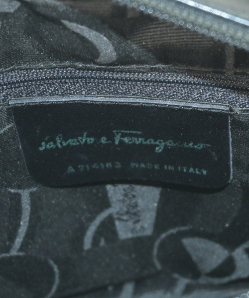 Salvatore Ferragamo กระเป๋าสะพาย