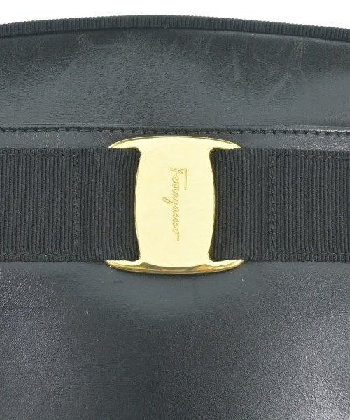 Salvatore Ferragamo กระเป๋าสะพาย