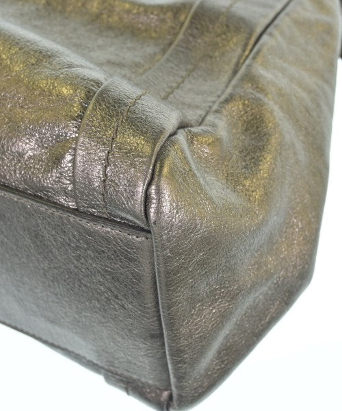 Salvatore Ferragamo กระเป๋าถือ