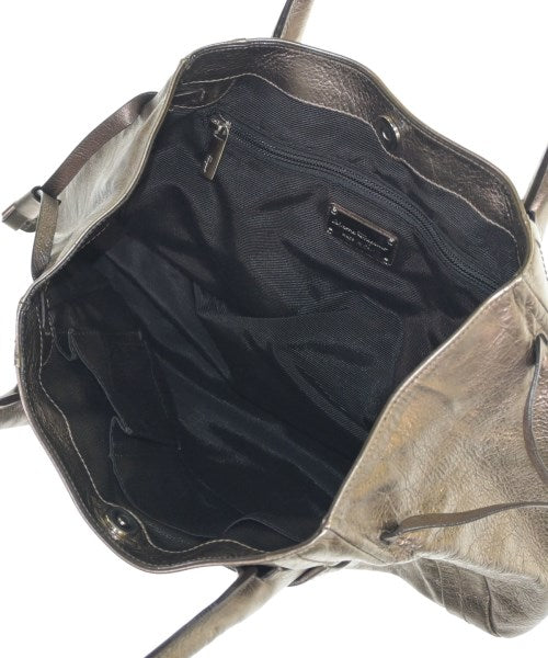 Salvatore Ferragamo กระเป๋าถือ