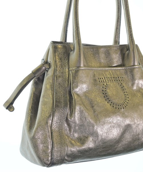 Salvatore Ferragamo กระเป๋าถือ