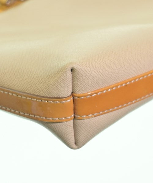 Salvatore Ferragamo กระเป๋าสะพาย