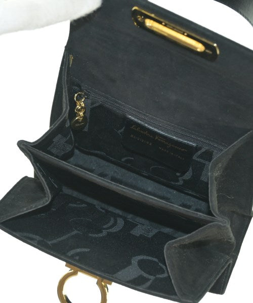 Salvatore Ferragamo กระเป๋าถือ