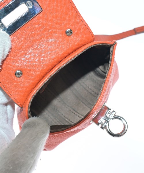 Salvatore Ferragamo กระเป๋า