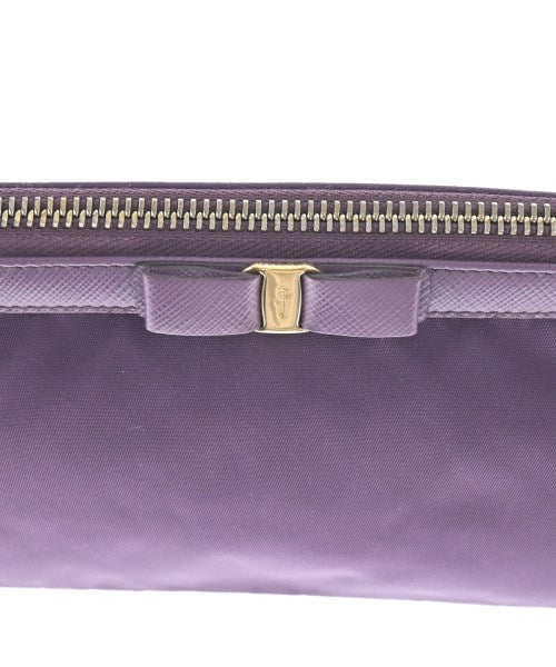 Salvatore Ferragamo กระเป๋า