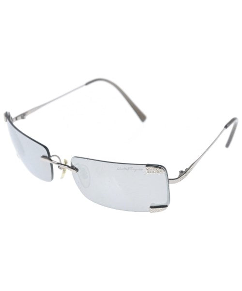 Salvatore Ferragamo แว่นกันแดด