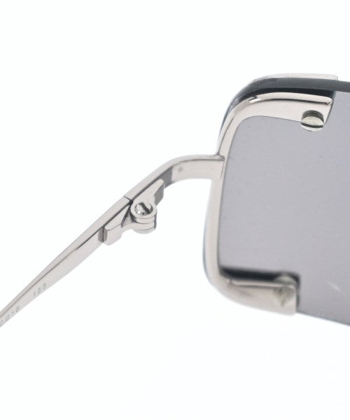 Salvatore Ferragamo แว่นกันแดด