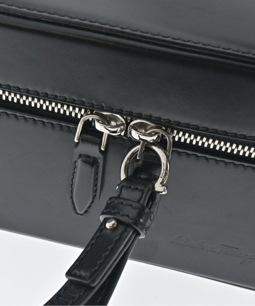 Salvatore Ferragamo คลัตช์