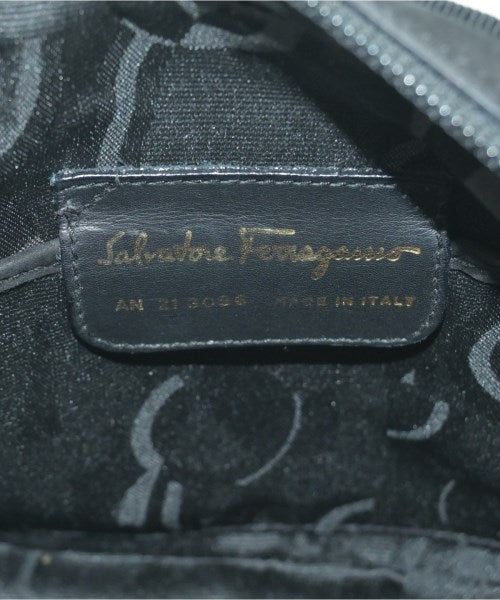 Salvatore Ferragamo กระเป๋าสะพาย