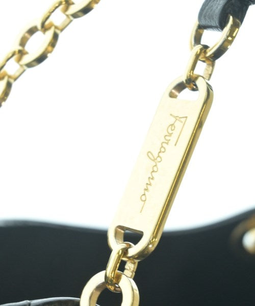 Salvatore Ferragamo กระเป๋าถือ