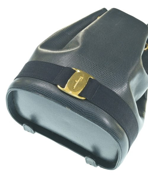 Salvatore Ferragamo เป้สะพายหลัง