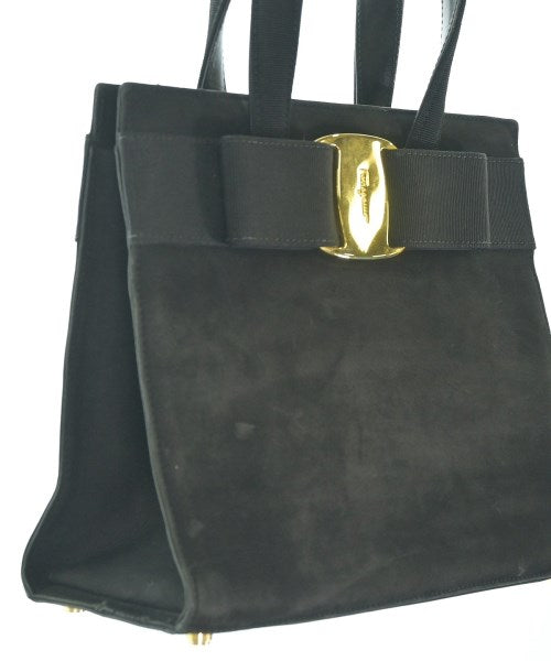Salvatore Ferragamo กระเป๋าถือ