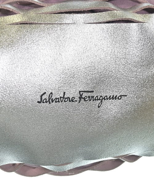 Salvatore Ferragamo กระเป๋าถือ