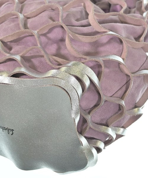 Salvatore Ferragamo กระเป๋าถือ