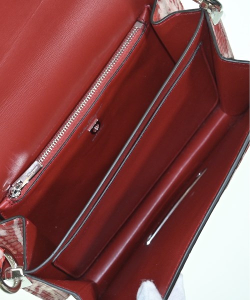 Salvatore Ferragamo กระเป๋าสะพาย
