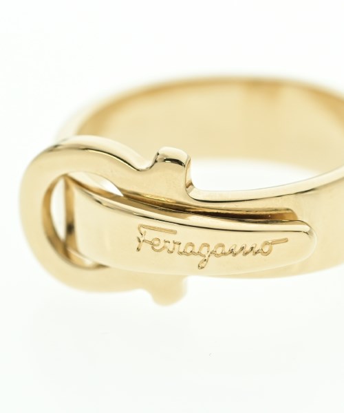 Salvatore Ferragamo อื่นๆ