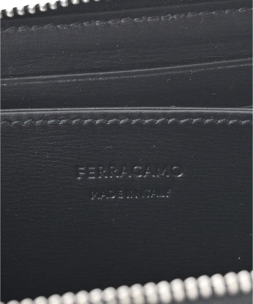 Salvatore Ferragamo กระเป๋าสตางค์/กระเป๋าใส่เหรียญ