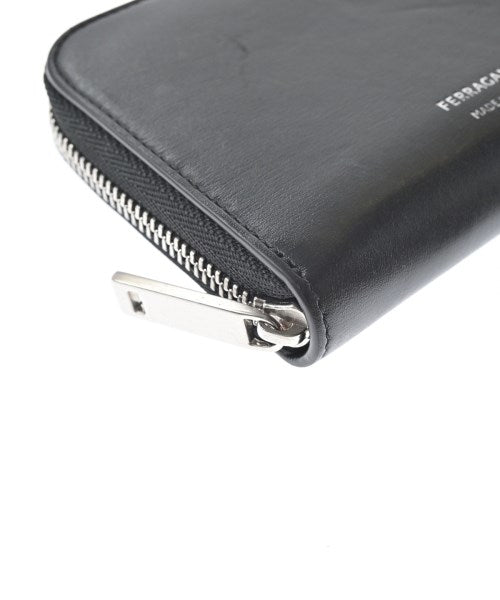 Salvatore Ferragamo กระเป๋าสตางค์/กระเป๋าใส่เหรียญ