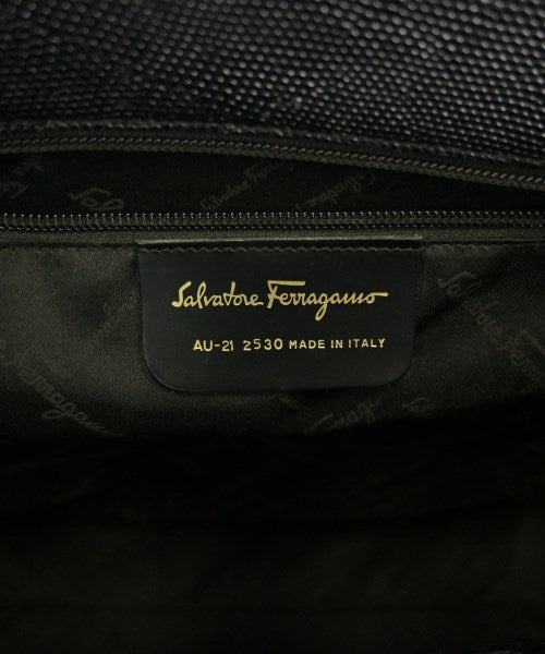 Salvatore Ferragamo กระเป๋าถือขนาดใหญ่