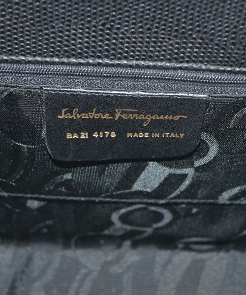 Salvatore Ferragamo กระเป๋าถือ