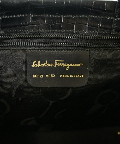 Salvatore Ferragamo กระเป๋าถือ