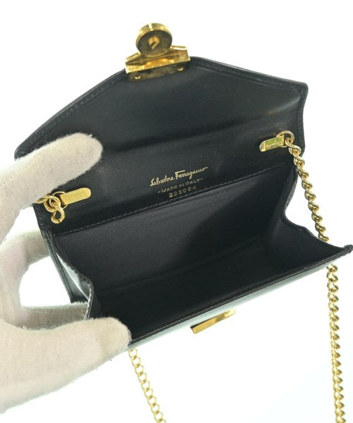 Salvatore Ferragamo กระเป๋าถือขนาดใหญ่