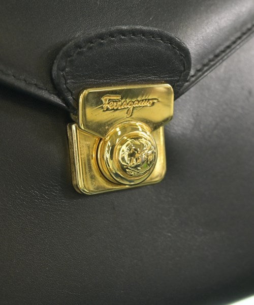 Salvatore Ferragamo กระเป๋าถือขนาดใหญ่