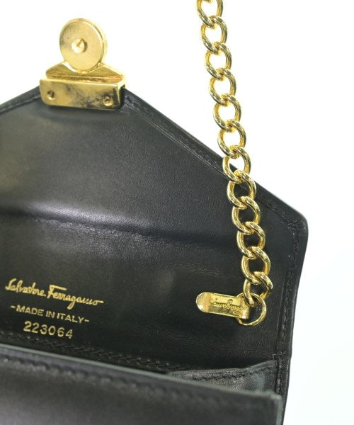 Salvatore Ferragamo กระเป๋าถือขนาดใหญ่