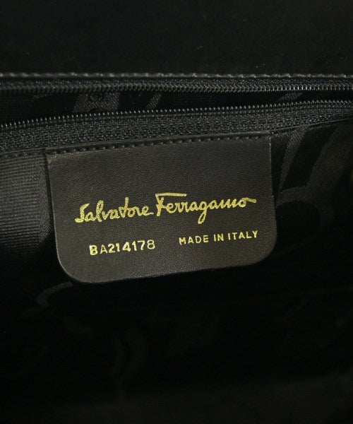 Salvatore Ferragamo กระเป๋าถือ