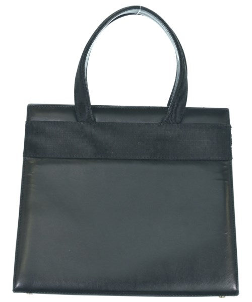 Salvatore Ferragamo กระเป๋าถือ