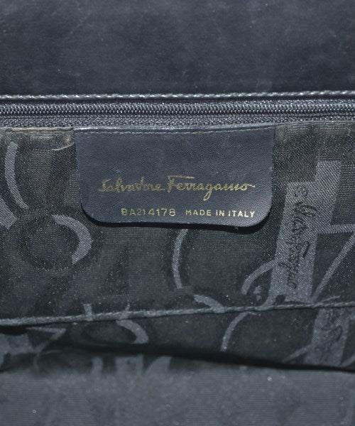 Salvatore Ferragamo กระเป๋าถือ