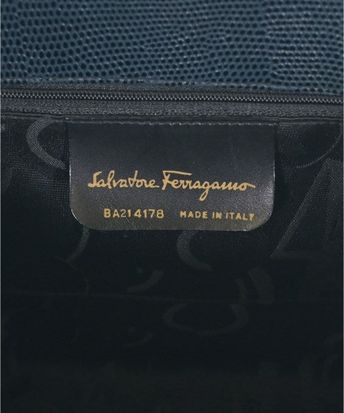Salvatore Ferragamo กระเป๋าถือ