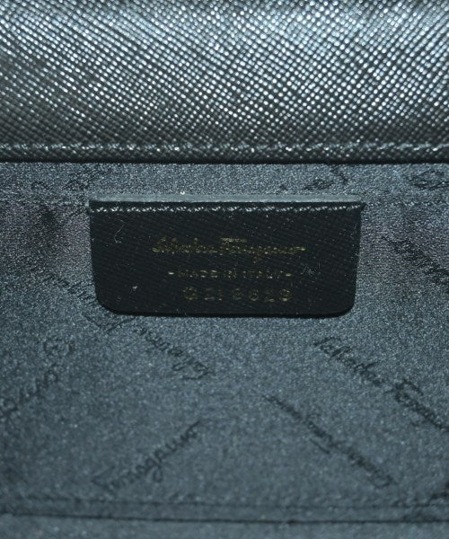 Salvatore Ferragamo กระเป๋าสะพาย