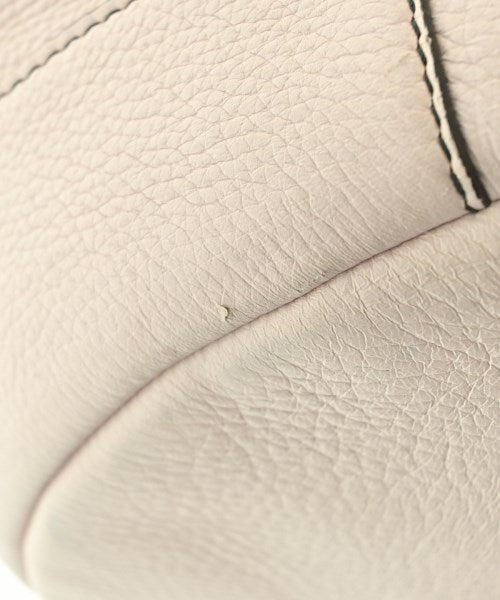 Salvatore Ferragamo กระเป๋าสะพาย
