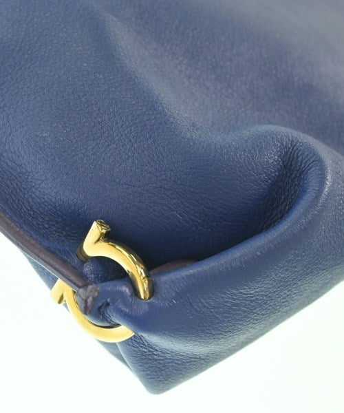 Salvatore Ferragamo กระเป๋าสะพาย
