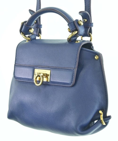 Salvatore Ferragamo กระเป๋าสะพาย