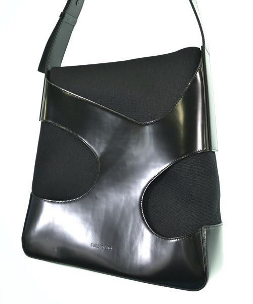 Salvatore Ferragamo กระเป๋าสะพาย