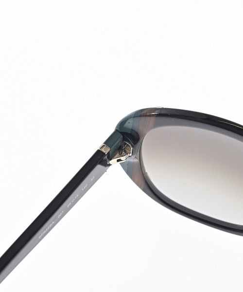 Salvatore Ferragamo แว่นกันแดด