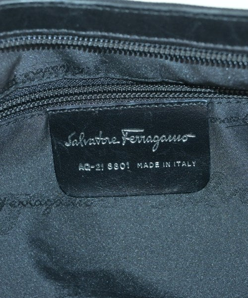 Salvatore Ferragamo กระเป๋าถือ