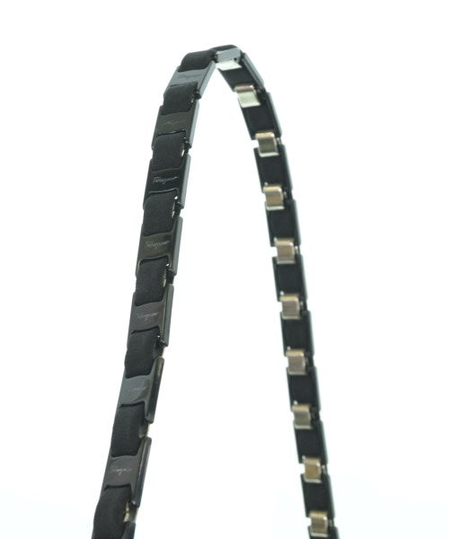 Salvatore Ferragamo กระเป๋าถือ