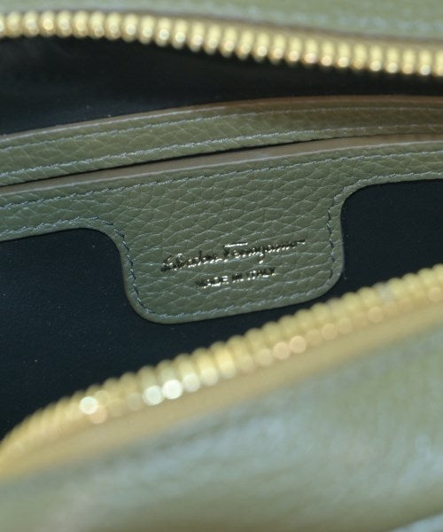 Salvatore Ferragamo กระเป๋าสะพาย