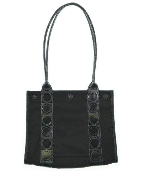 Salvatore Ferragamo กระเป๋าสะพาย