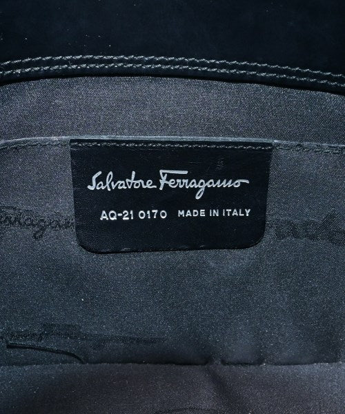 Salvatore Ferragamo กระเป๋าสะพาย