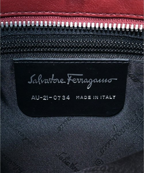 Salvatore Ferragamo กระเป๋าถือ