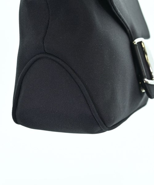 Salvatore Ferragamo กระเป๋าสะพาย