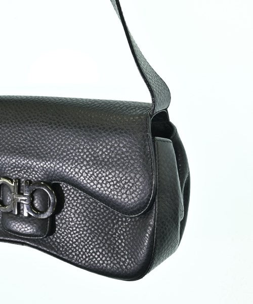 Salvatore Ferragamo กระเป๋าสะพาย