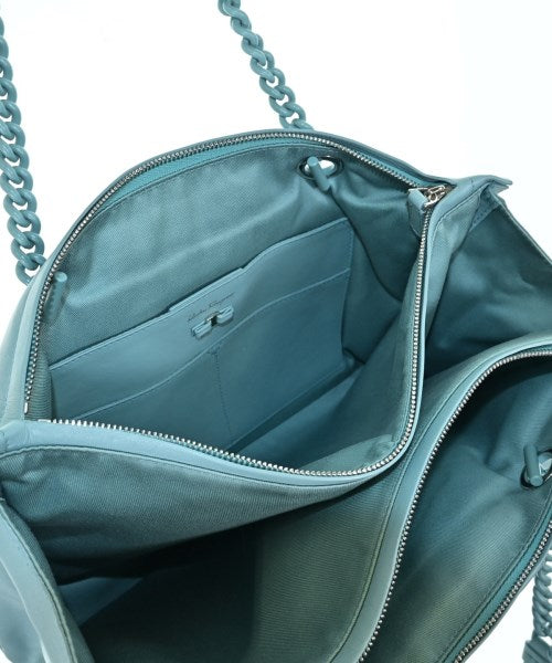 Salvatore Ferragamo กระเป๋าสะพาย