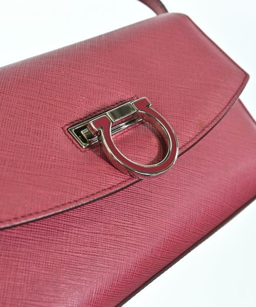 Salvatore Ferragamo กระเป๋าสะพาย
