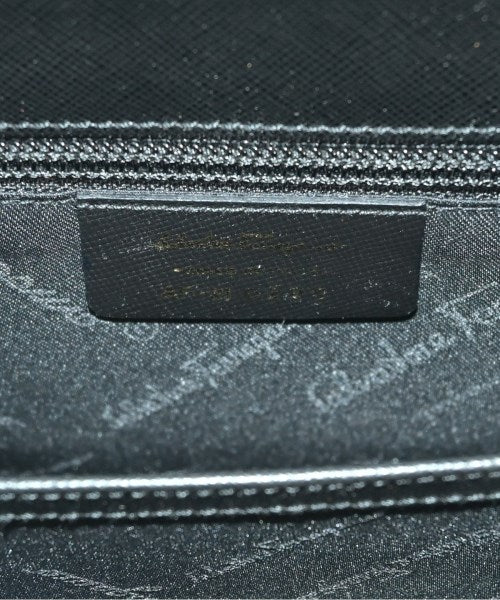 Salvatore Ferragamo กระเป๋าถือ